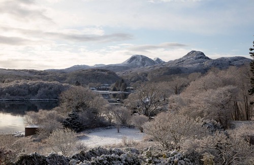 Gairloch Cabaña | Stunning Highland hideaway with amazing sea and mountain views