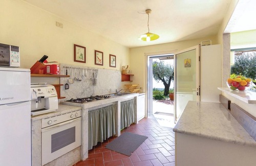 Carrara Casa | Impresionante casa en Carrara -MS-