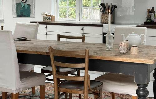 Udsholt Sand Casa | Stunning Home In Græsted With Wifi