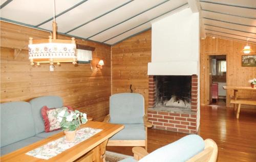 Tynset Casa | Stunning Home In Tynset With Kitchen