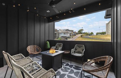 Edgehill Casa | Stunning Home with Garage and Patio Walk to Restaurants 12 South and Belmont