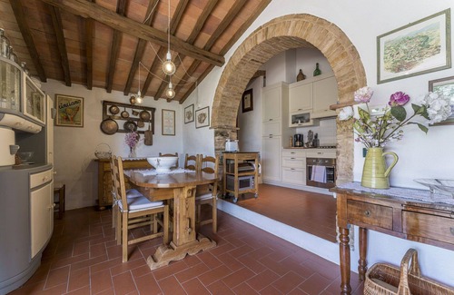 Poggibonsi Villa | Estupenda casa de vacaciones privada con A/C, piscina, WIFI, TV, veranda, cerca de San Gimignano