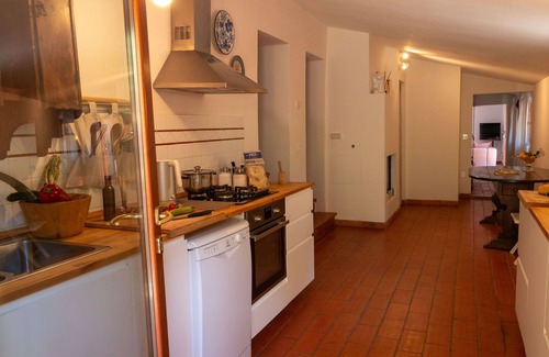 Terranuova Bracciolini Villa | Casa de vacaciones privada con jacuzzi, piscina privada, A/C, WIFI, TV, patio, mascotas permitida