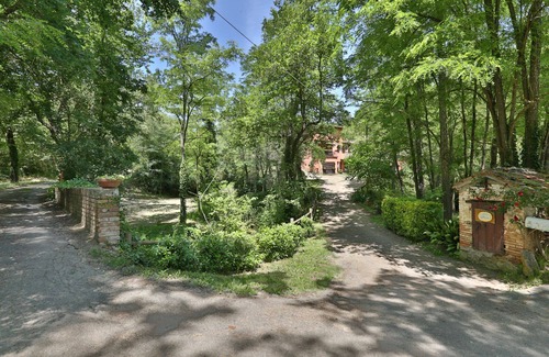 Terranuova Bracciolini Villa | Casa de vacaciones privada con jacuzzi, piscina privada, A/C, WIFI, TV, patio, mascotas permitida