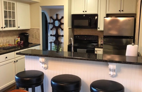 Pinehurst Condominio | Impresionantes vistas al lago en Pinehurst!