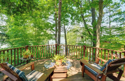 Athens Cabina | Stunning Lake & Mtn Views: Cozy Catskills Cabin!