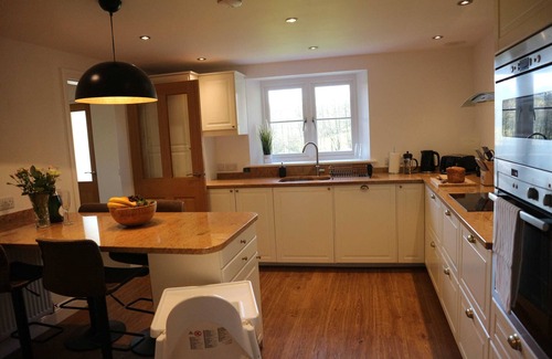 Betws Gwerfil Goch Casa | Stunning large barn conversion in Betws Gwerfil Goch -Ty Cerrig Barn