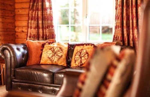 Bronaber Complejo | Stunning Log Cabin with Garden in Snowdonia - Hosted by Seren Short Stays