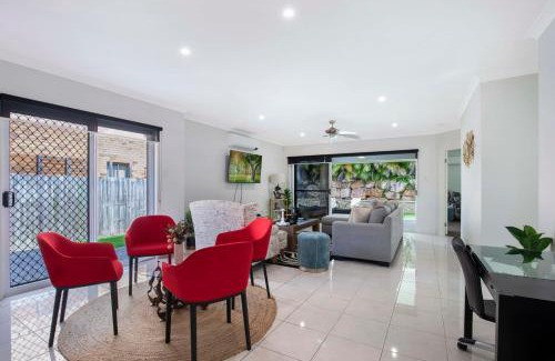North Lakes Casa | Stunning luxurious house
