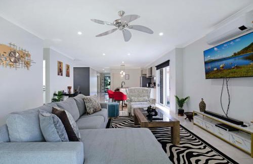 North Lakes Casa | Stunning luxurious house
