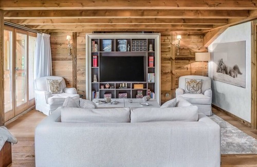 Praz-sur-Arly Chalet De Esquí | Stunning luxury chalet with pool directly on the slopes