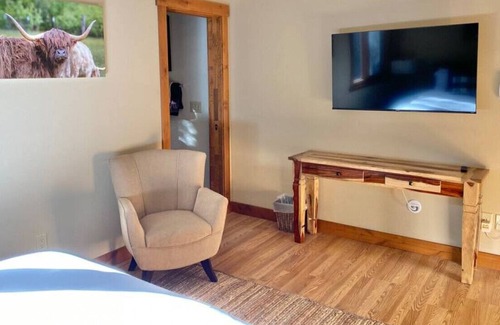 Gold Mountain Casa | Stunning Modern Mountain Cabin | Privacy | Nakoma Resort | Heat/AC