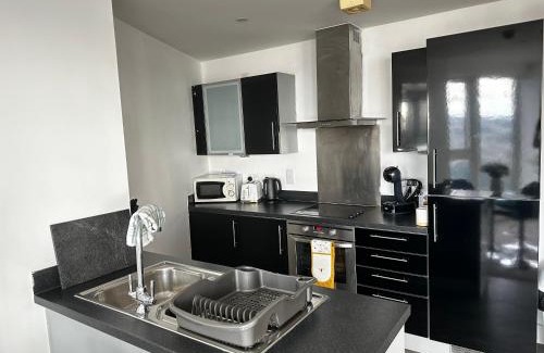 Castle Apartamento | Stunning Ocean & City View APT