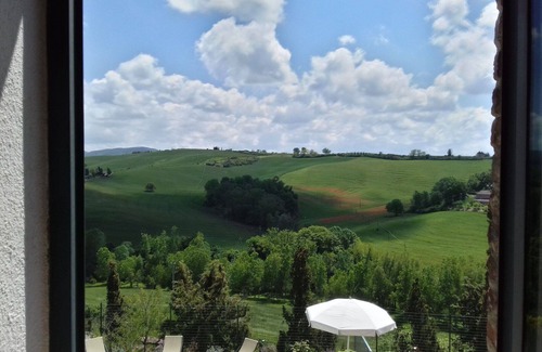 San Giovanni d'Asso Casa | Casa de vacaciones privada con WIFI, piscina privada, A/C, TV, patio, cerca de Montalcino