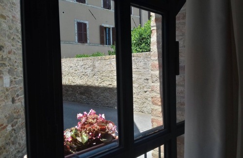 San Giovanni d'Asso Casa | Casa de vacaciones privada con WIFI, piscina privada, A/C, TV, patio, cerca de Montalcino