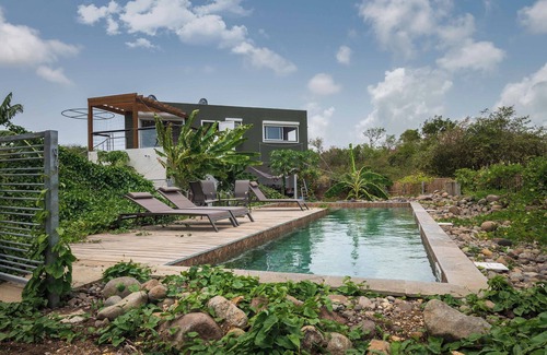 Petit-Canal Apartamento | Stunning panorama of the sugarcane fields and the hills of Basse-Terre