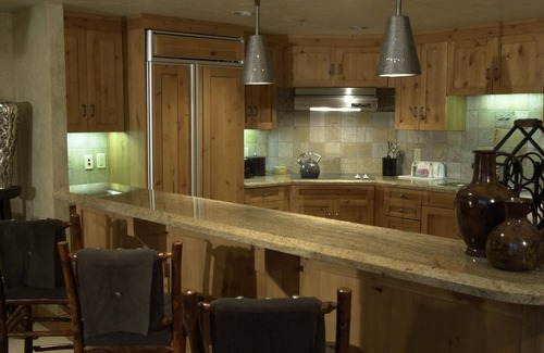 Park City Condominio | Stunning penthouse with 3,600 sq. ft. of luxury! by RedAwning - Save 20% on 7+ Nights!