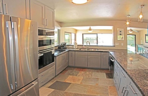 Tucson Casa | Stunning Pool / 3BR 2BA / Sleeps 8 / Big Views
