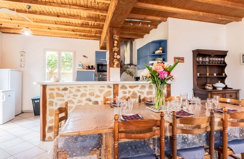 (le) Mesnil Hue Casa | Estupenda casa de vacaciones privada para 8 personas con WIFI, TV y terraza