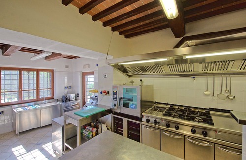 Monte Santa Maria Tiberina Villa | Casa de vacaciones privada con piscina privada, WIFI, sauna, A/C, TV, patio, vista panorámica