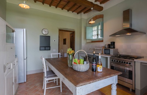 Montecchio Villa | Preciosa casa de vacaciones privada con piscina privada, WIFI, A/C, TV, patio, cerca de Cortona