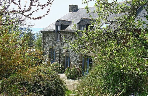 Saint-Suliac Casa | Maravillosa casa de vacaciones privada para 6 personas con TV, terraza y mascotas permitida