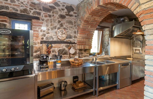 Roccalbegna Casa | Maravillosa casa de vacaciones privada con A/C, WIFI, piscina privada, TV, patio y vista panorámica