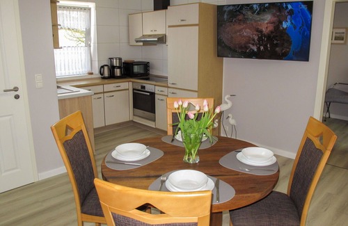 Loissin Casa | Estupenda casa de vacaciones privada para 4 personas con A/C, WIFI, TV, terraza y mascotas permitida