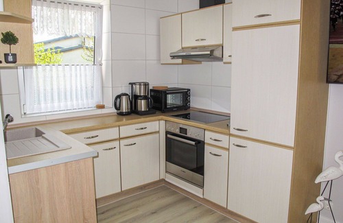 Loissin Casa | Estupenda casa de vacaciones privada para 4 personas con A/C, WIFI, TV, terraza y mascotas permitida