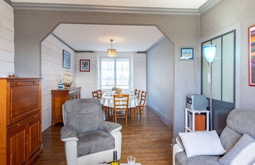 Plozevet Casa | Maravillosa casa de vacaciones privada para 6 personas con WIFI, TV, terraza y aparcamiento