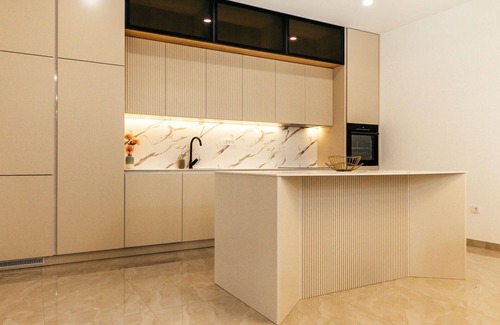 Donji Prolozac Villa | Preciosa casa de vacaciones privada para 10 personas con piscina privada, WIFI, A/C, TV y terraza