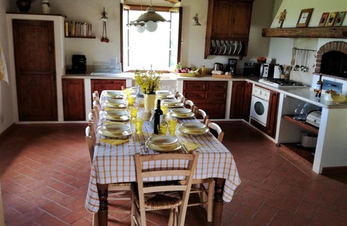 Montegonzi Villa | Estupenda casa de vacaciones privada con A/C, WIFI, piscina privada, TV, veranda y vista panorámica