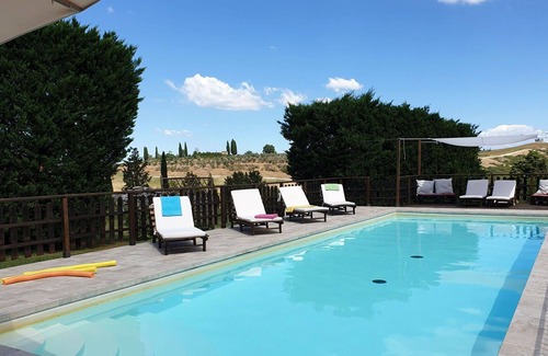 Asciano Villa | Estupenda casa de vacaciones privada con A/C, WIFI, piscina privada, TV y aparcamiento