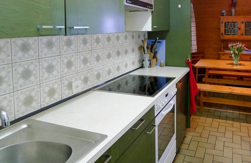 Gommiswald Casa | Estupenda casa de vacaciones privada con WIFI, TV, patio, mascotas permitida y vista panorámica