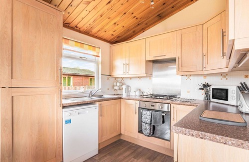 Kinross Casa | Estupenda casa de vacaciones privada para 4 personas con WIFI, TV, balcón y mascotas permitida