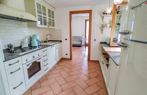 Carlazzo Casa | Estupenda casa de vacaciones privada para 6 personas con WIFI, piscina privada, TV y terraza
