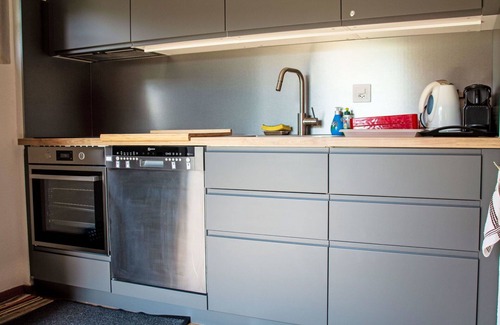 Moleson Casa | Maravillosa casa de vacaciones privada para 4 personas con terraza y vista panorámica