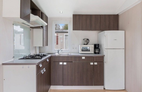 Prague Casa | Maravillosa casa de vacaciones privada con piscina, WIFI, A/C, terraza y mascotas permitida