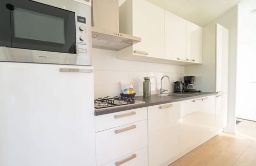 Susteren Casa | Maravillosa casa de vacaciones privada para 4 personas con WIFI, piscina, TV y terraza