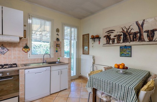 Artallo Villa | Maravillosa casa de vacaciones privada para 5 personas con A/C, WIFI, TV, patio y vista panorámica