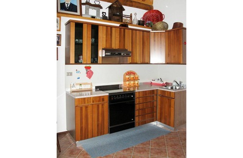 Cremia Casa | Estupenda casa de vacaciones privada para 4 personas con TV, terraza y mascotas permitida
