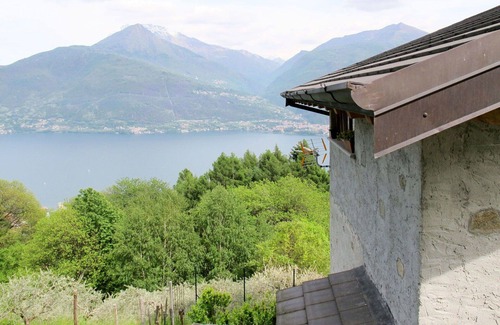Cremia Casa | Estupenda casa de vacaciones privada para 4 personas con TV, terraza y mascotas permitida