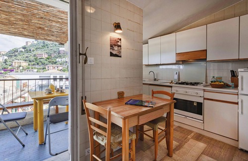 Camogli Apartamento | Stunning Sea View Apartment With Terrace in Camogli by Wonderful Italy
