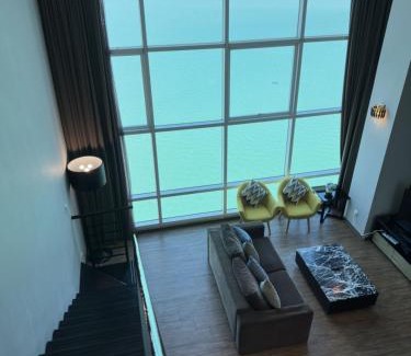 George Town Apartamento | Stunning Seaview Duplex George Town Maritime Suites