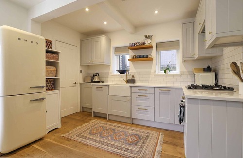 Twickenham Riverside Casa | Stunning, stylish flat near Richmond Bridge | Pass the Keys