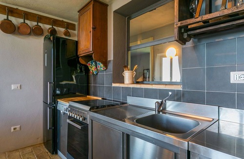 Magliano in Toscana Casa | Maravillosa casa de vacaciones para 4 personas con WIFI, patio y mascotas permitida