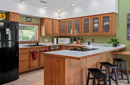 Packard Springs Township Casa | Stunning Views - Eureka Springs - Hot Tub