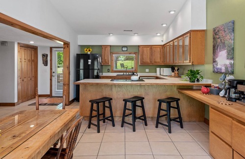 Packard Springs Township Casa | Stunning Views - Eureka Springs - Hot Tub