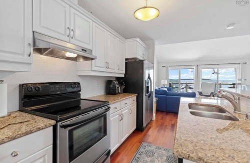 Western Shore Condominio | Stunning villa at the beautiful Oak Island Resort