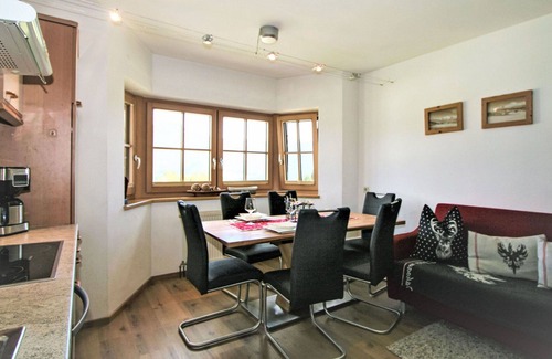 Außerweerberg Villa | Preciosa casa de vacaciones para 6 personas con WIFI, TV, patio y vista panorámica